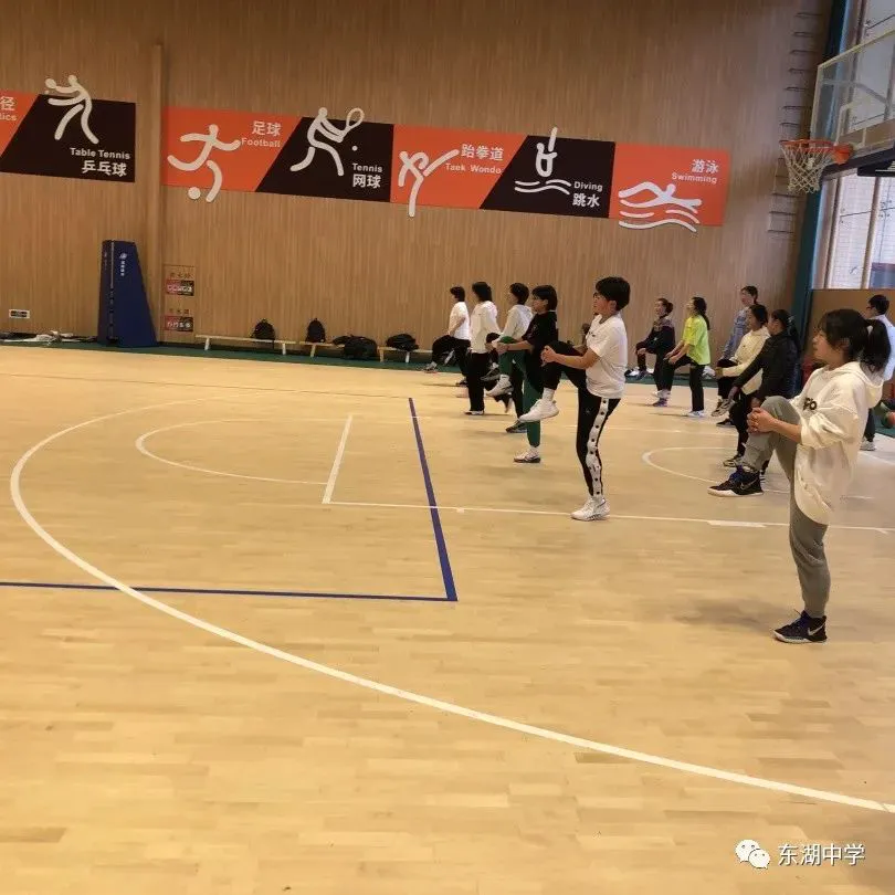 女性篮球爱好者如何增强敏捷性_1